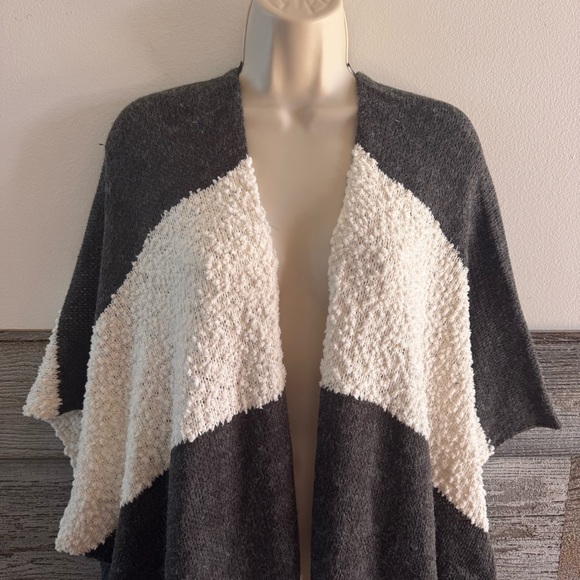 Mystree Striped Open Front Cardigan NWT Cozy Boucle Kimono Sleeve Sweater (R1) - Picture 2 of 7